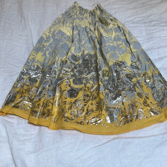 Yellow elastic summer skirt! - Picture 1 of 5